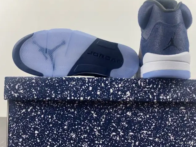 1st Kicks Shoes Jordan FD6812-400 Georgetown Air 5 0503